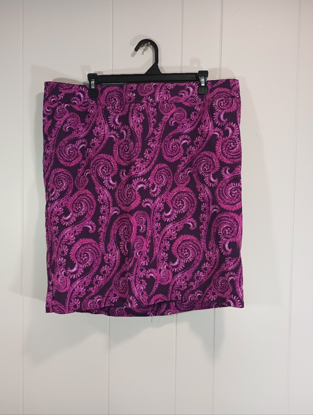Merona 97% Cotton Purple Paisley Pencil Skirt